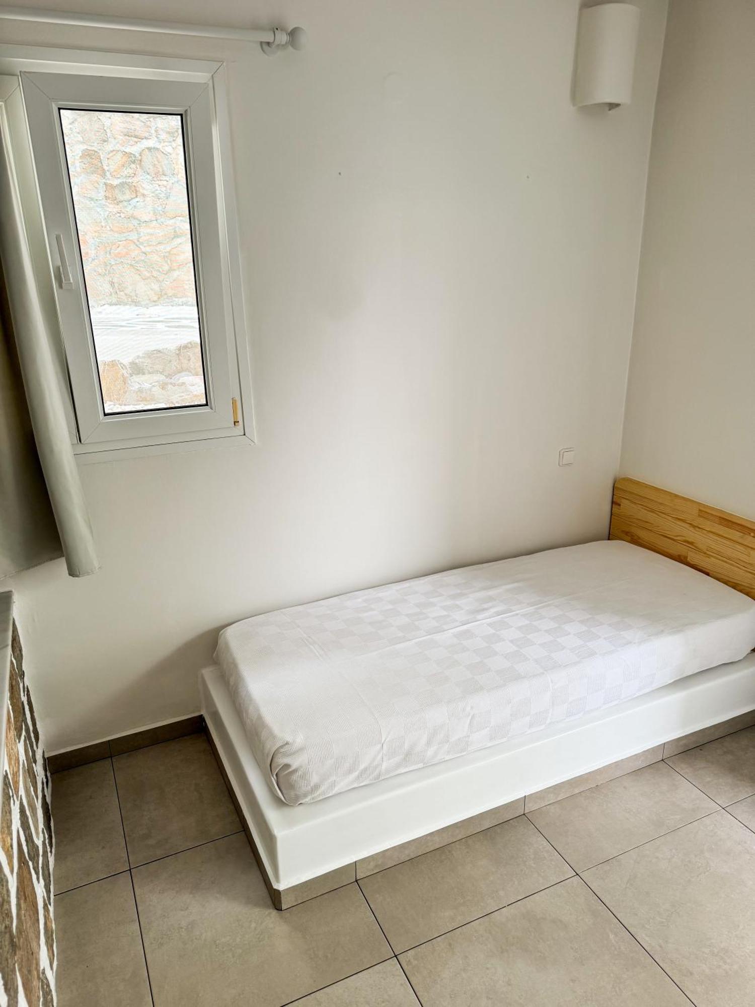 Filoxenia Apartments Adamantas  Ngoại thất bức ảnh